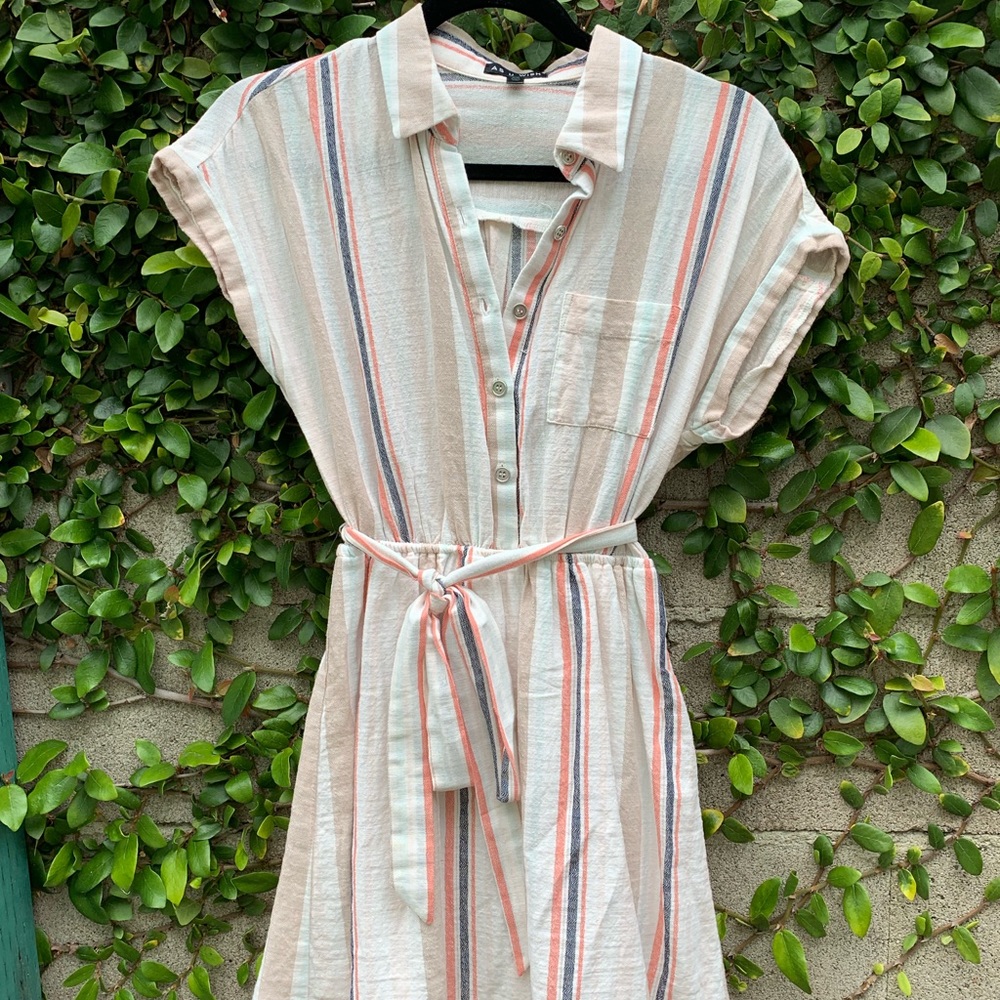 As U Wish | XS Tie-Waist Shirt Dress